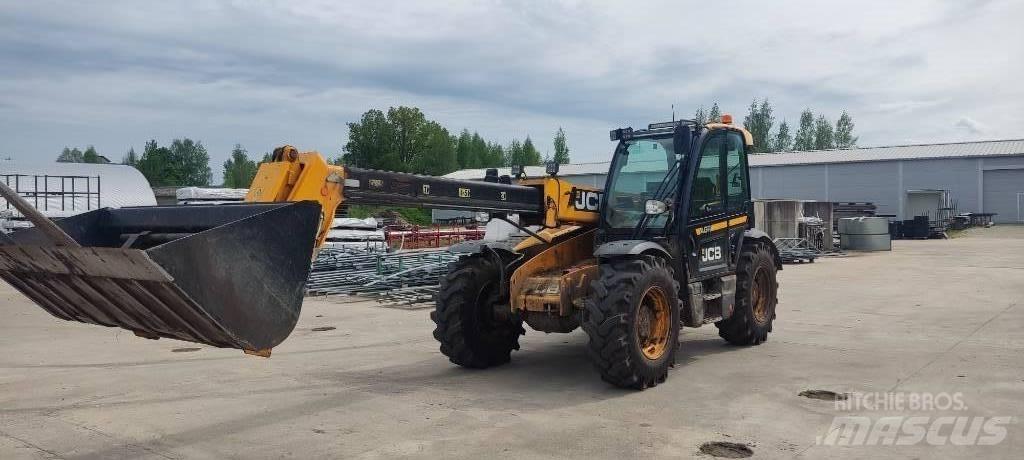 JCB 532-70AGS Многофункциональные сельскохозяйственные погрузчики