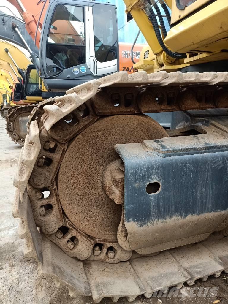 Komatsu PC400-7 Гусеничные экскаваторы