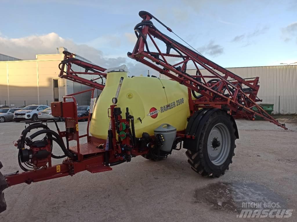 Hardi Ranger 2500 Прицепные опрыскиватели