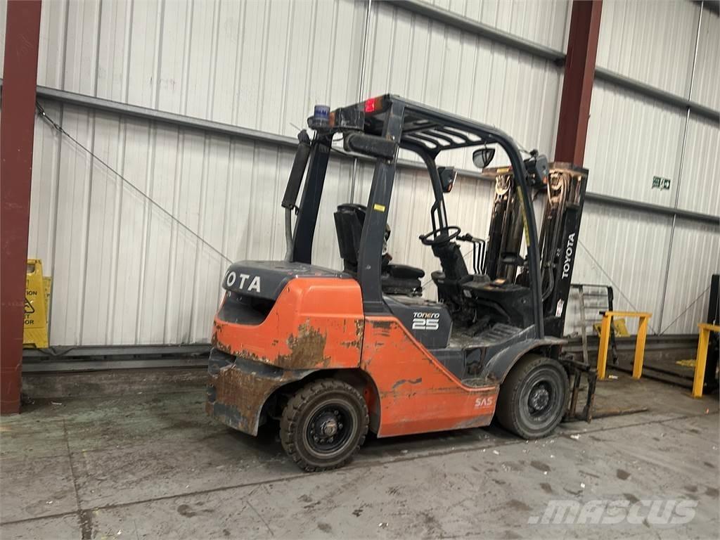 Toyota 02-8FDF25 Дизельные погрузчики