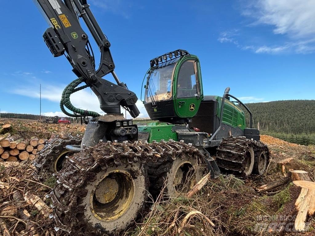 John Deere 1270G 8WD Харвестеры