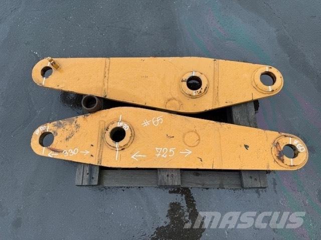 CNH BUCKET LINK Ковши