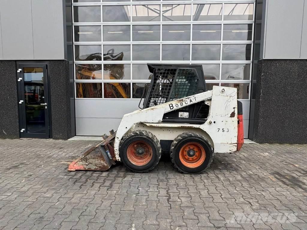 Bobcat 753 Мини-погрузчики