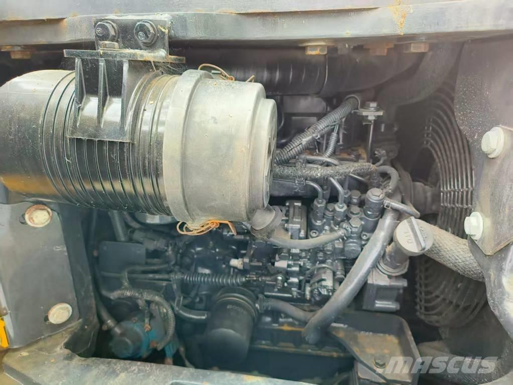 Komatsu PC 40 MR Мини-экскаваторы