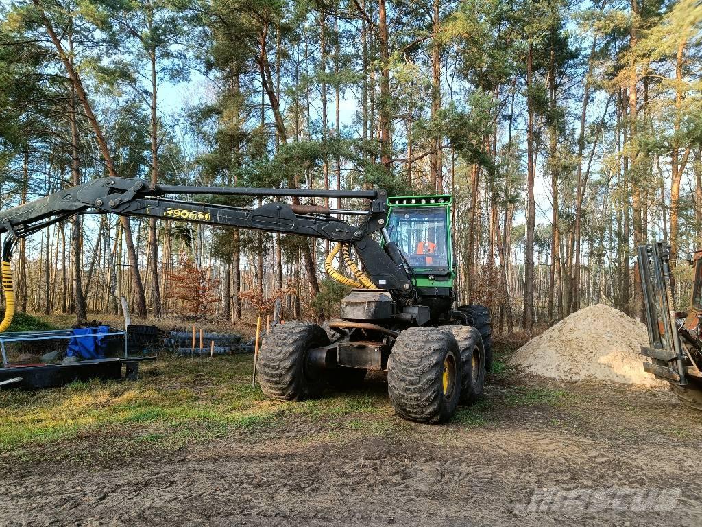John Deere 1270 D Харвестеры