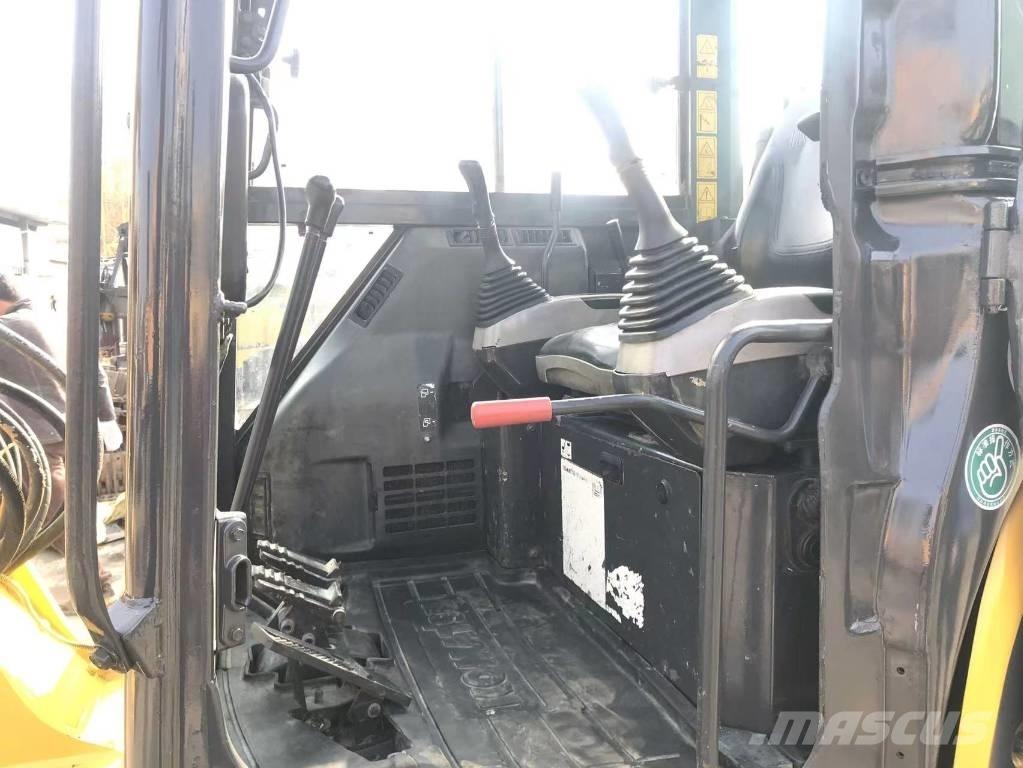 Komatsu PC 55 Гусеничные экскаваторы
