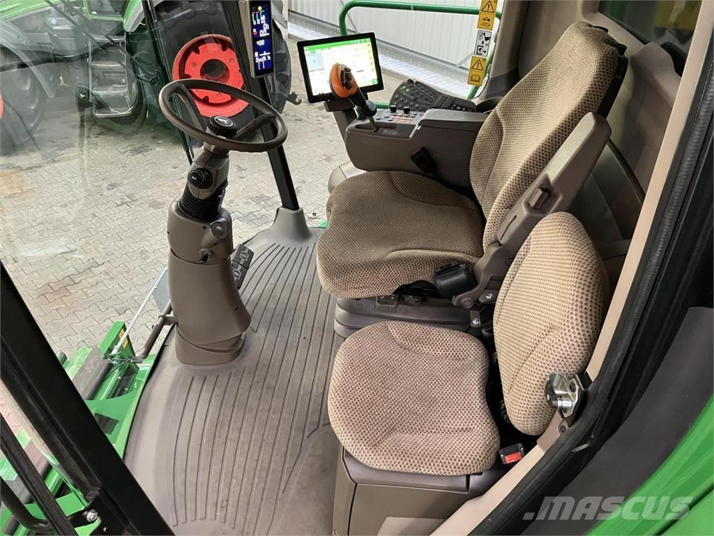 John Deere T560 Зерноуборочные комбайны