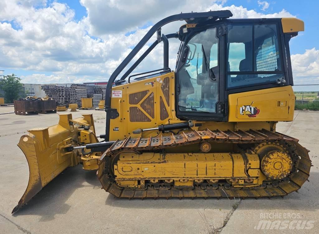 CAT D 3 LGP Гусеничные бульдозеры