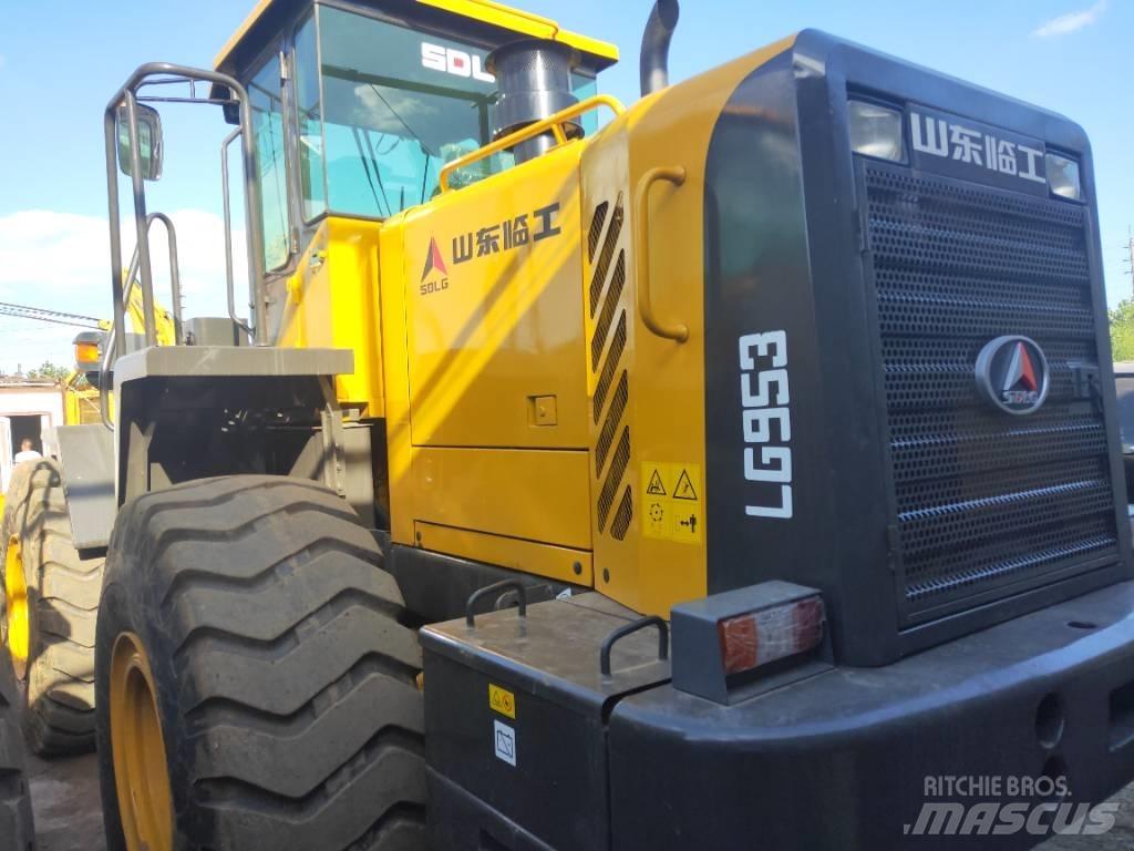 SDLG 953L Фронтальные погрузчики