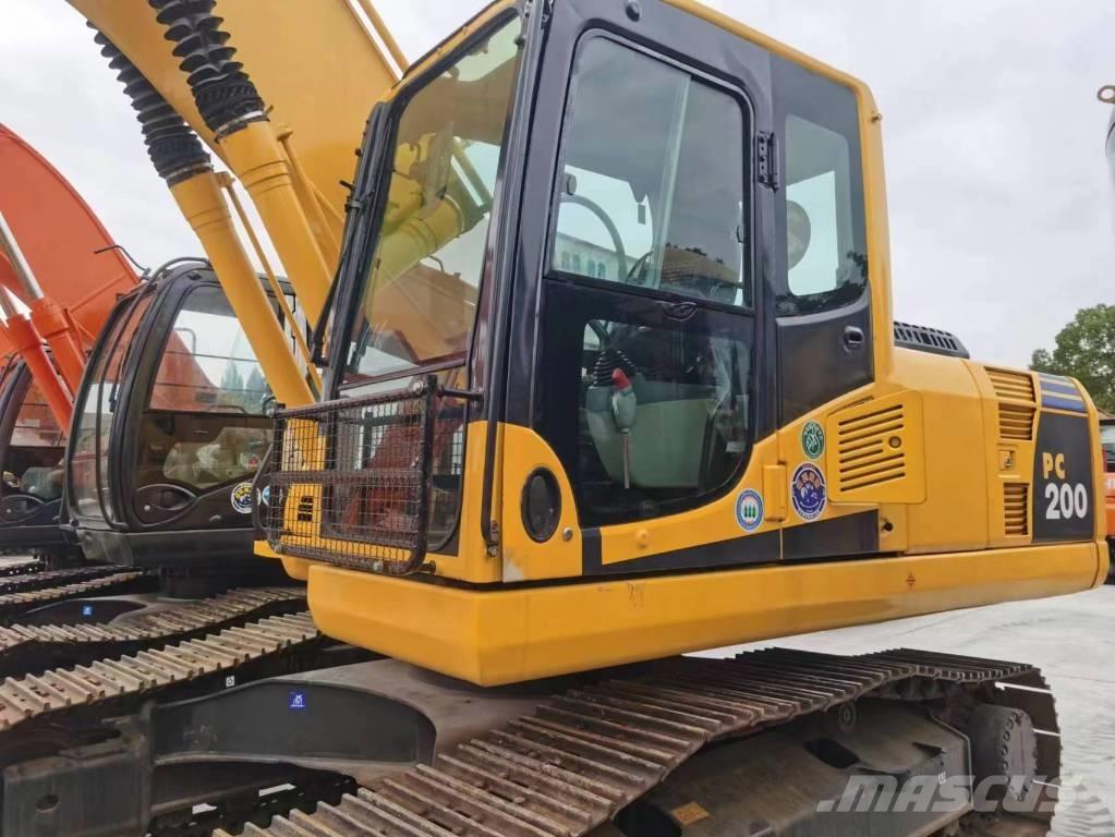 Komatsu PC 200-8 Гусеничные экскаваторы