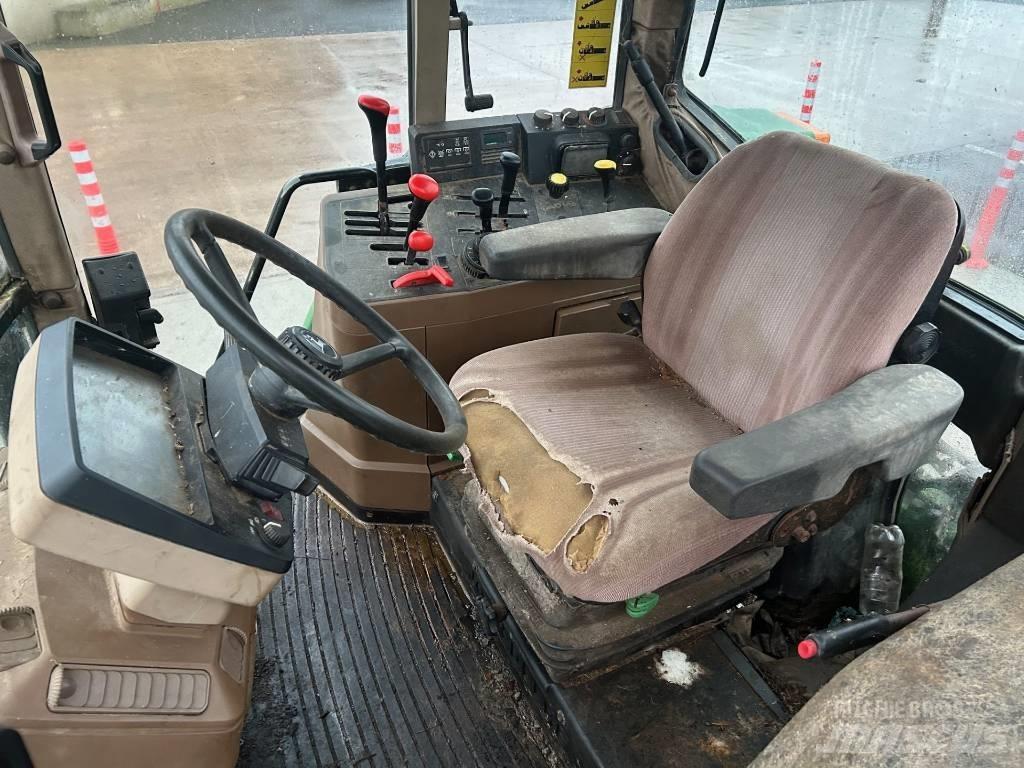John Deere 6400 Трактора