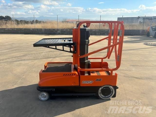 JLG 10 MSP Вертикальные мачтовые подъемники