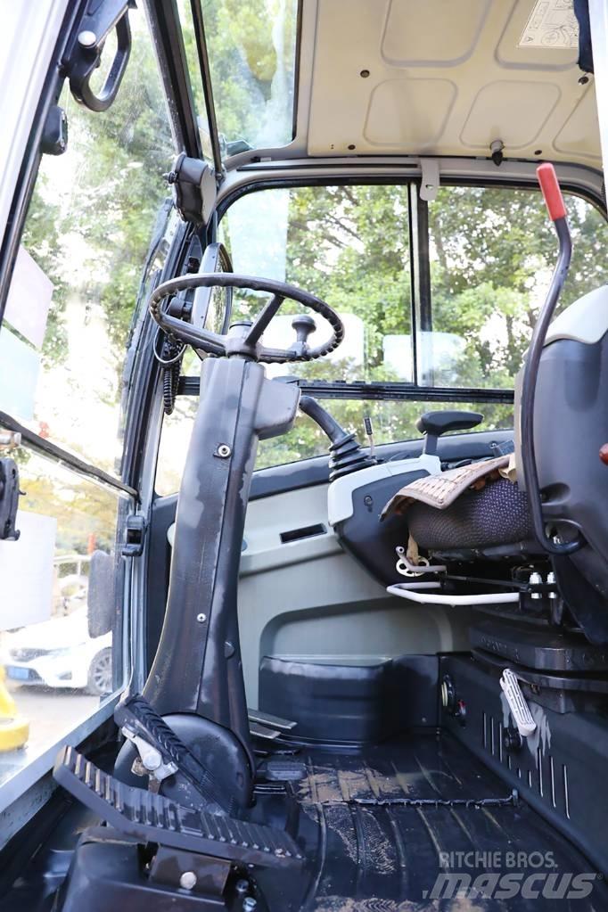 Wacker Neuson 6503 Колёсные экскаваторы
