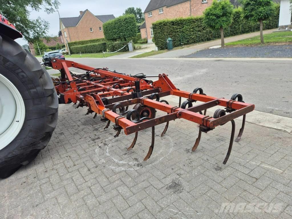  Cultivator 580 Культиваторы сплошные