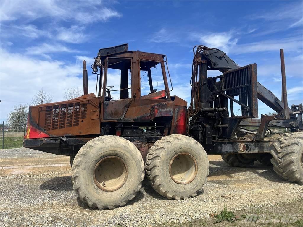 Komatsu 890.3 Харвестеры