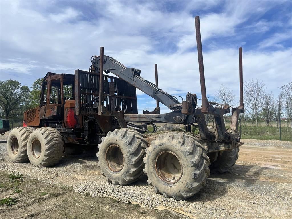 Komatsu 890.3 Харвестеры