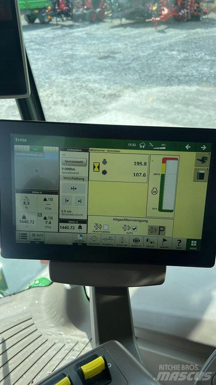 John Deere T670 Зерноуборочные комбайны