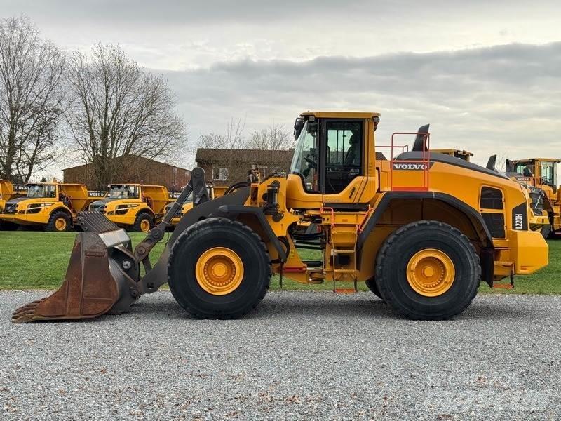 Volvo L 220 H Фронтальные погрузчики