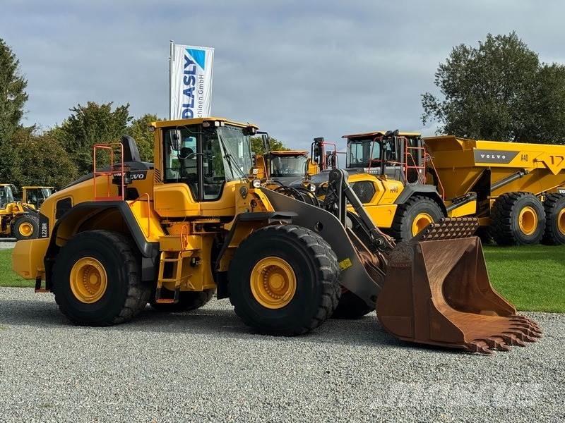 Volvo L 220 H Фронтальные погрузчики