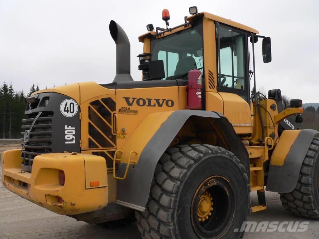 Volvo L 90 F Фронтальные погрузчики