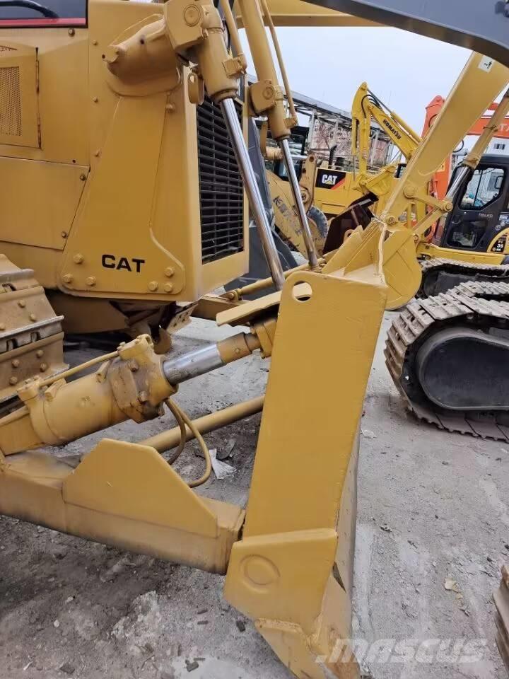 CAT D 6 G Гусеничные бульдозеры