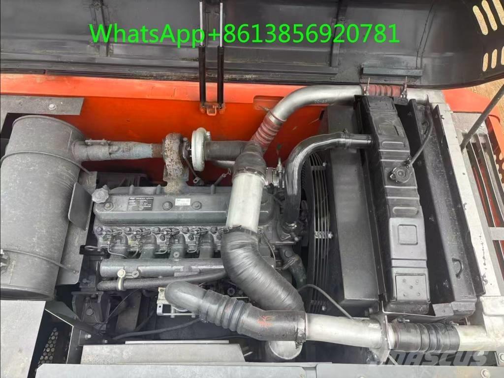 Doosan DX 225 Гусеничные экскаваторы