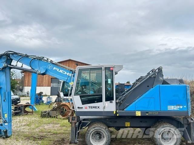 Fuchs MHL 320 Перегружатели металлолома/промышленные погрузчики