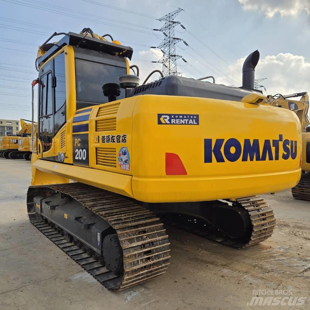 Komatsu PC 200-8 Гусеничные экскаваторы