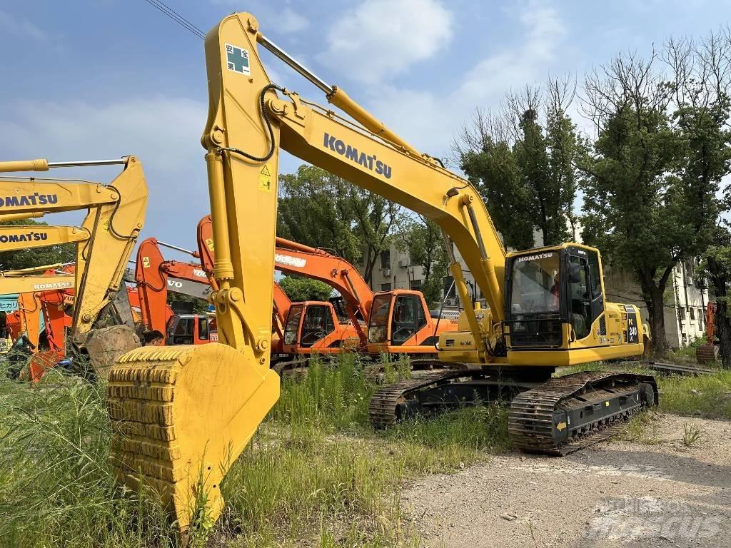 Komatsu PC240-8 Гусеничные экскаваторы