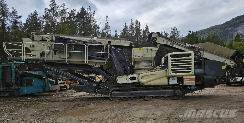 Metso LT 220 D Мобильные дробилки