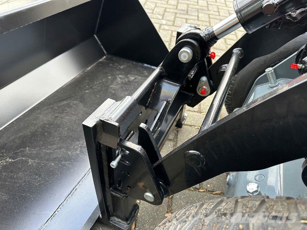 GiANT SK252 skid Специальные экскаваторы