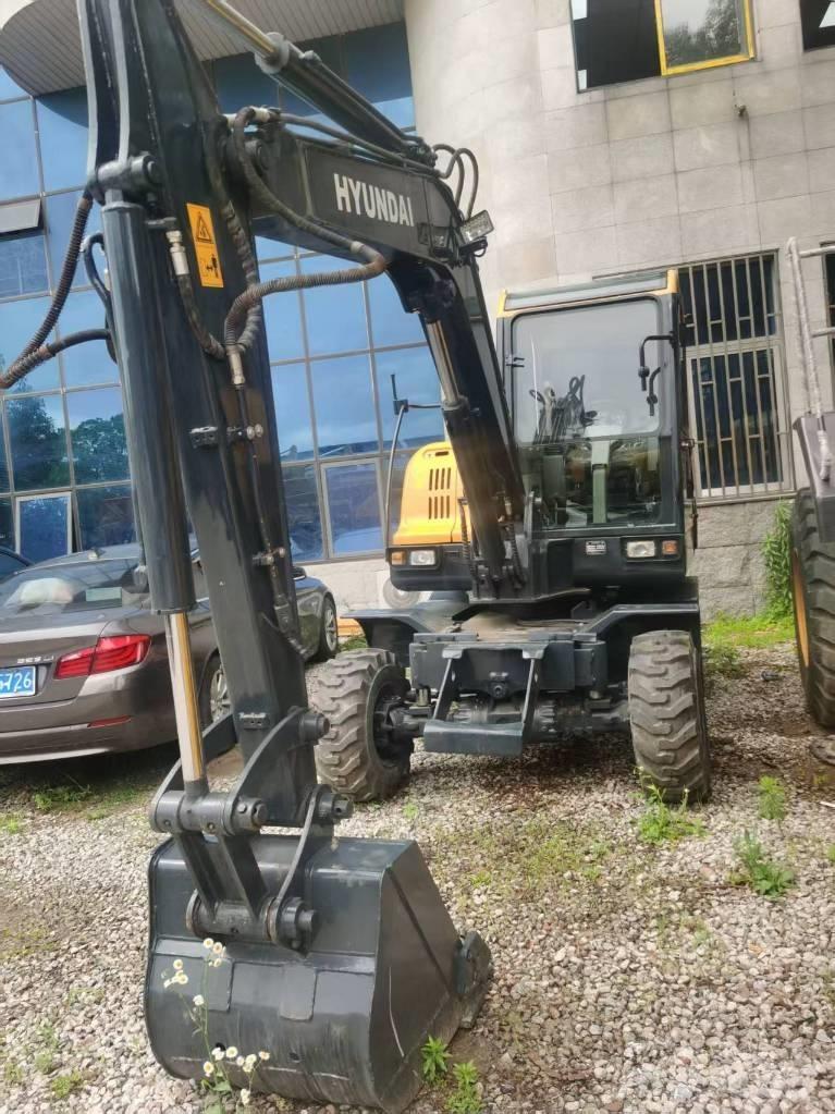 Hyundai R 60 W Колёсные экскаваторы