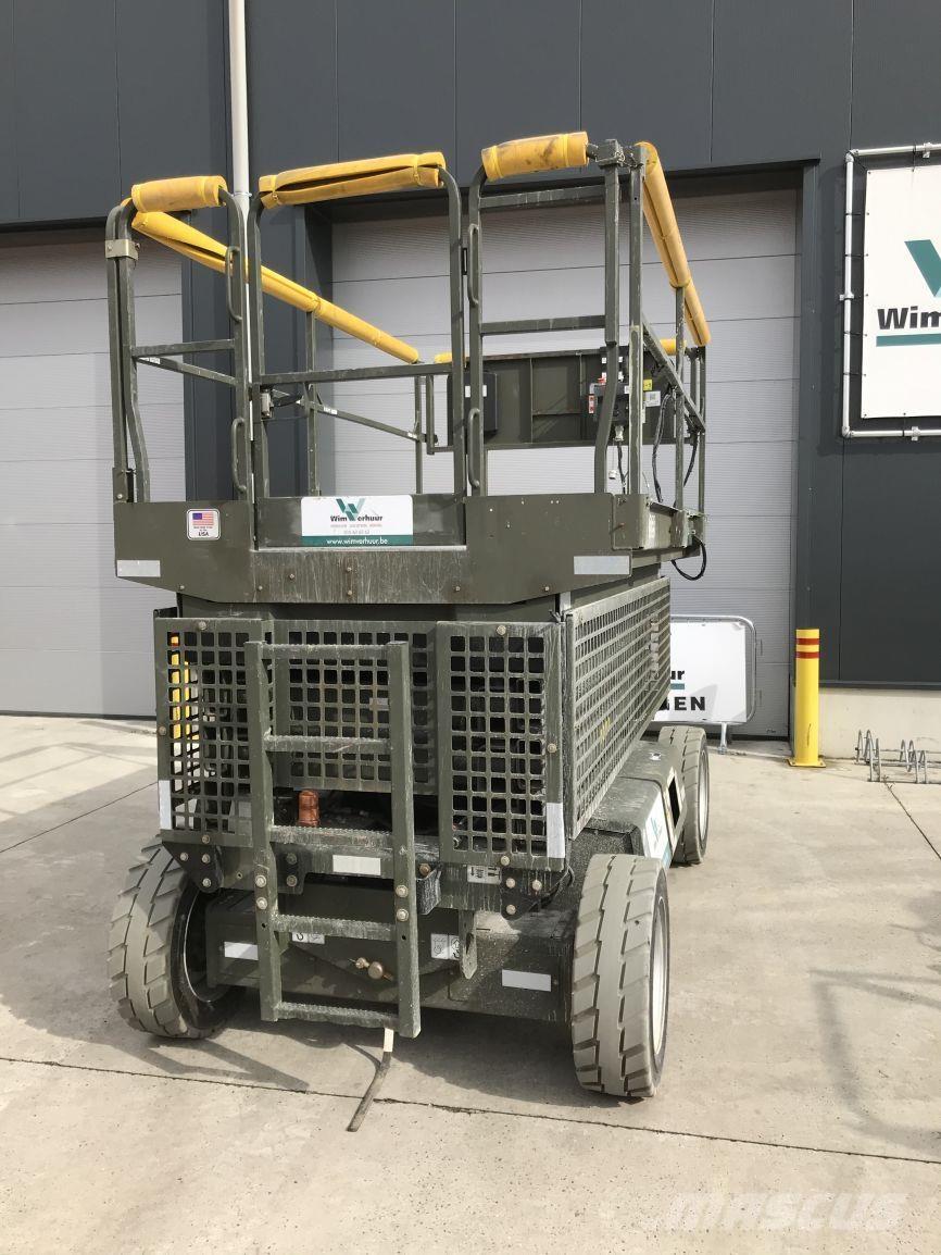 JLG M3369 (4331) Ножничные подъемники