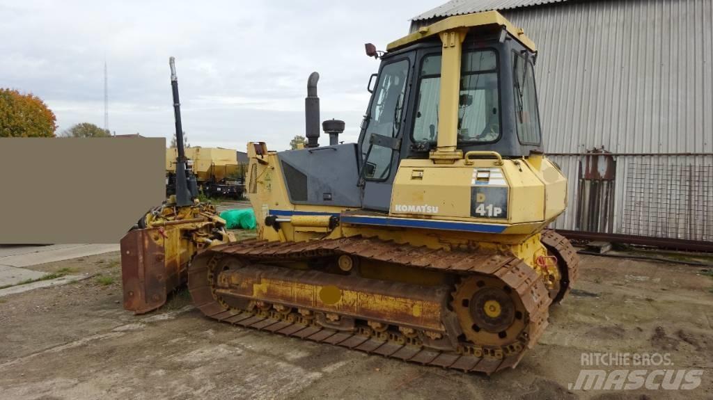 Komatsu D 41 P-6 Гусеничные бульдозеры