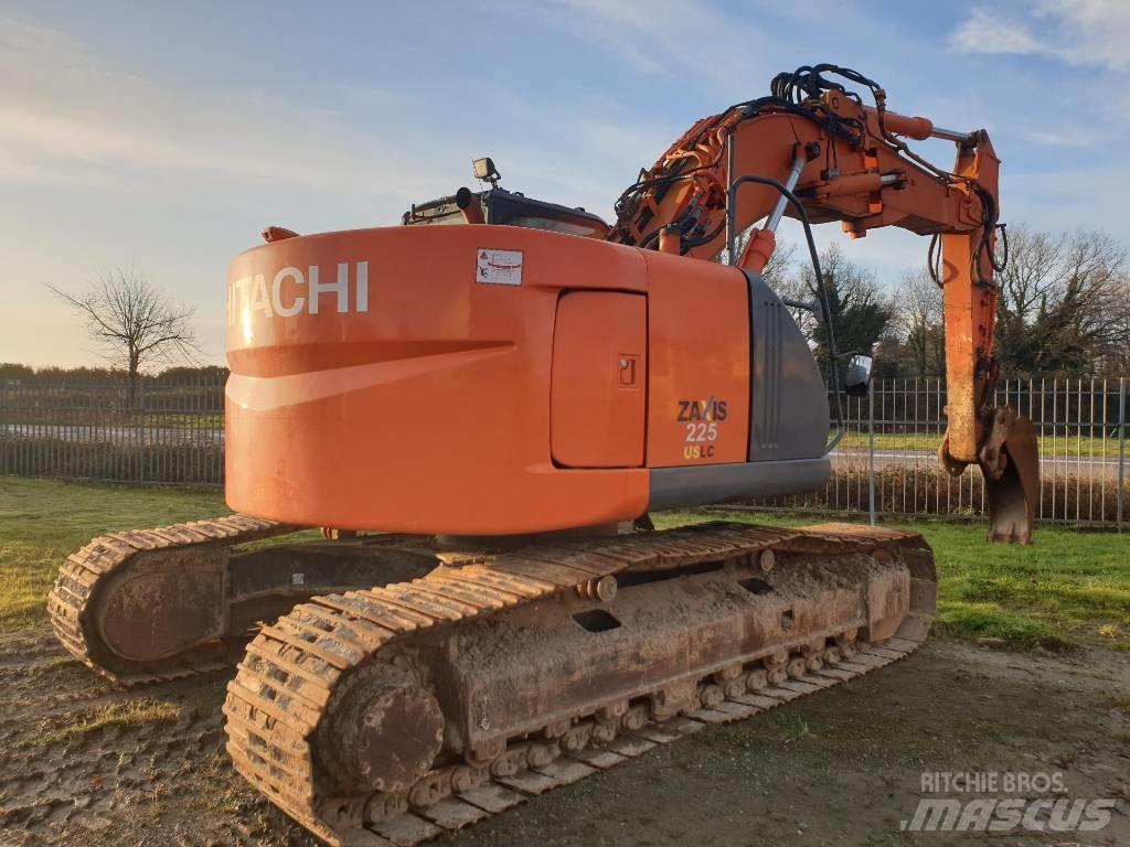 Hitachi ZX225USLC-3 Гусеничные экскаваторы