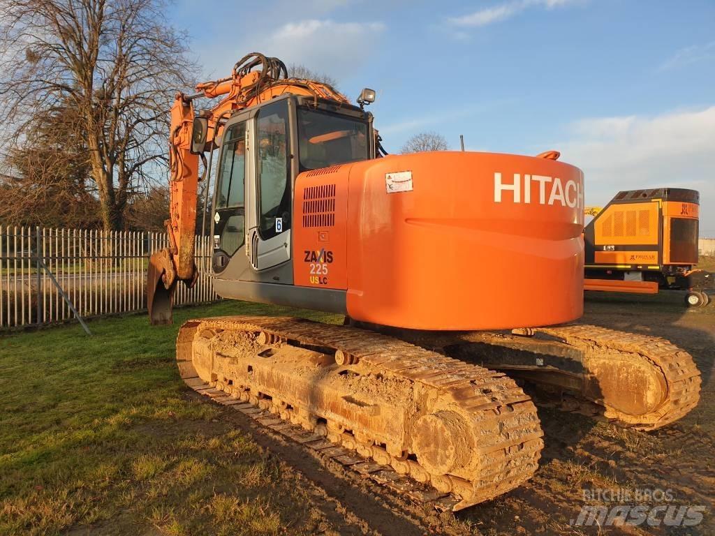 Hitachi ZX225USLC-3 Гусеничные экскаваторы