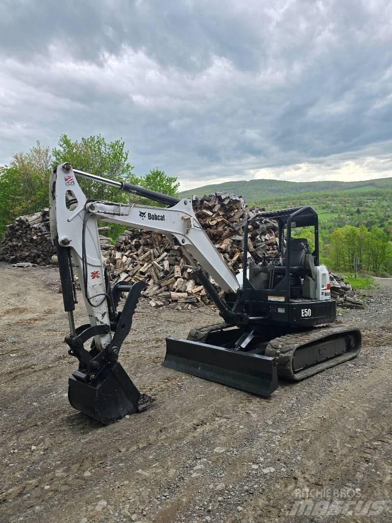Bobcat E 50 Мини-экскаваторы