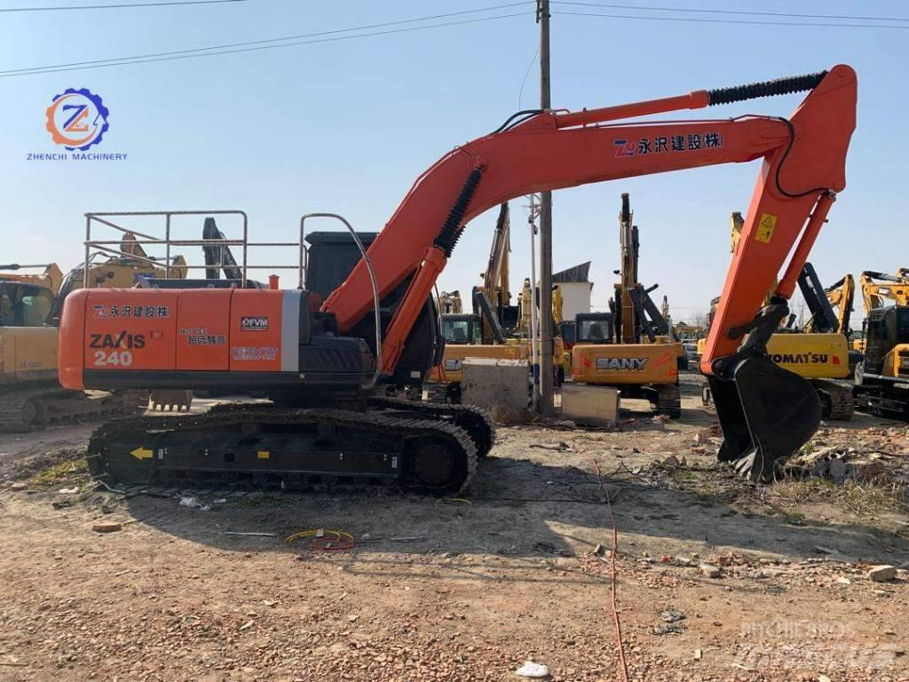 Hitachi ZX 240 Гусеничные экскаваторы