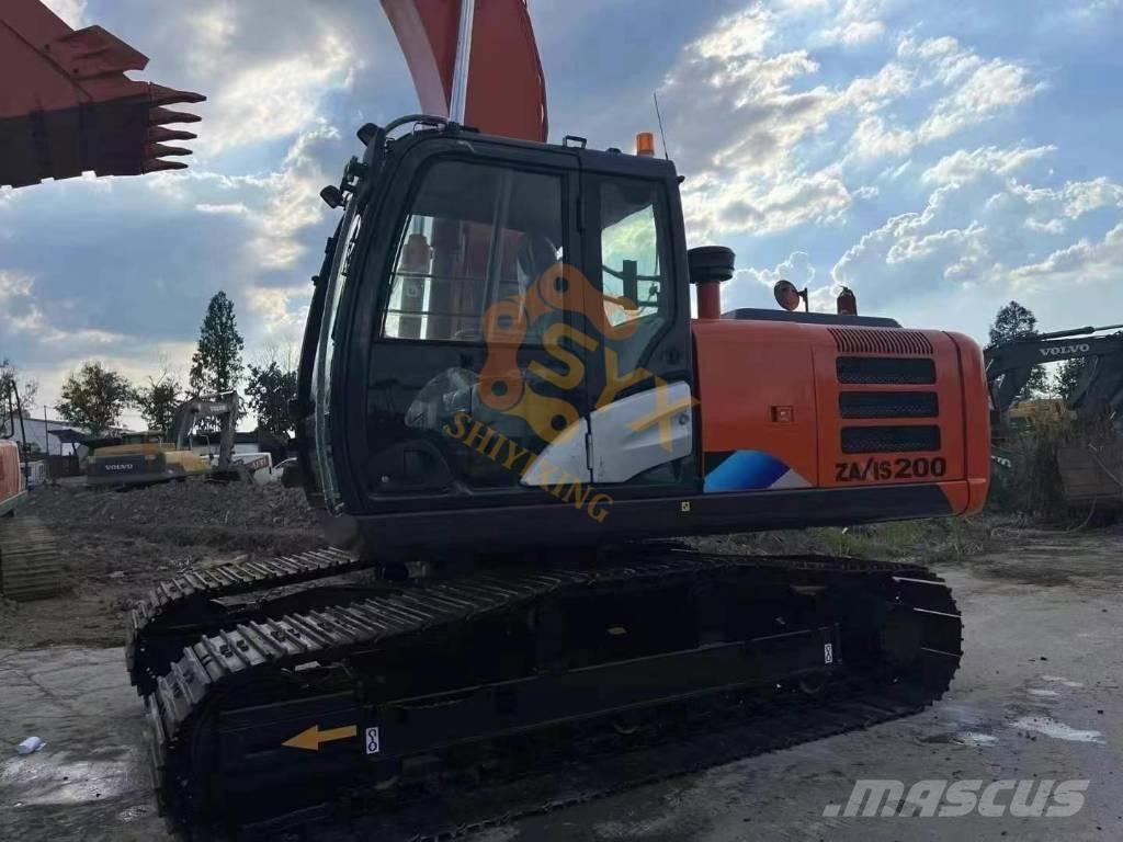 Hitachi ZX200-5G Гусеничные экскаваторы