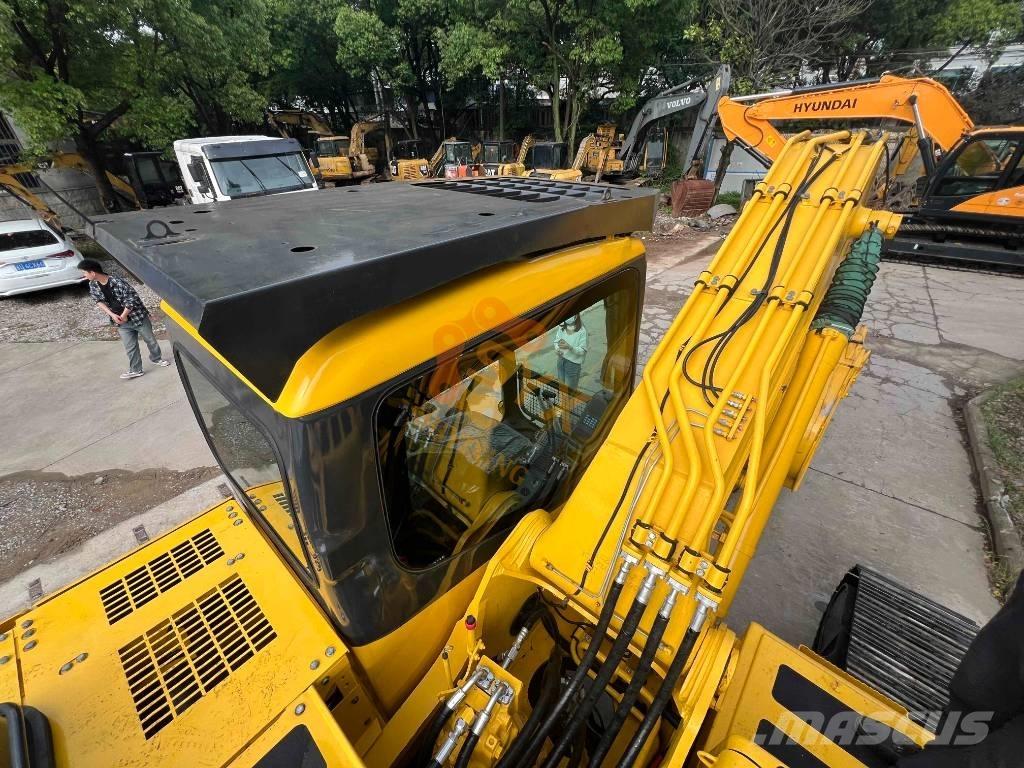 Komatsu PC 220-7 Гусеничные экскаваторы