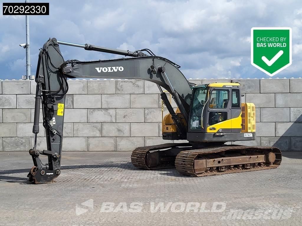 Volvo ECR235 D Гусеничные экскаваторы