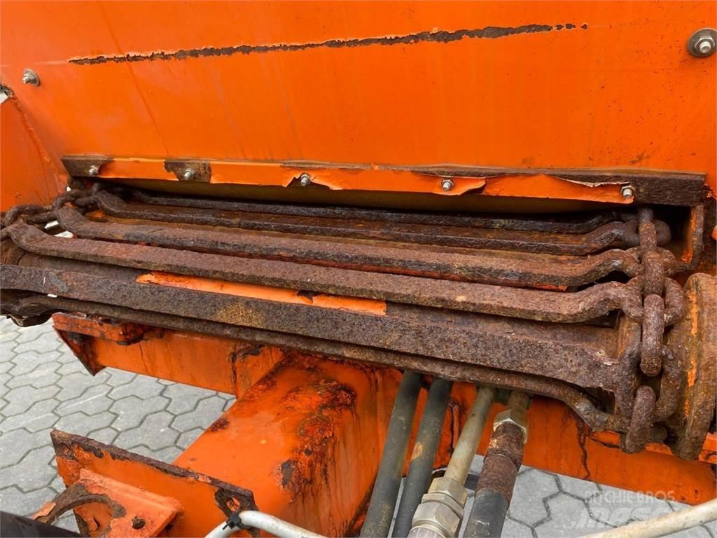  GÜSTROWER D075 Разбрасыватели минеральных удобрений