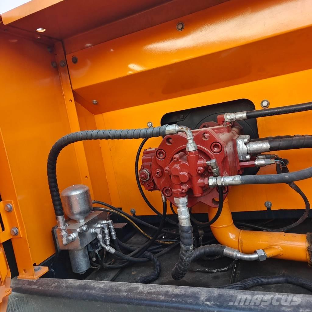 Hyundai 305LC-9T Гусеничные экскаваторы