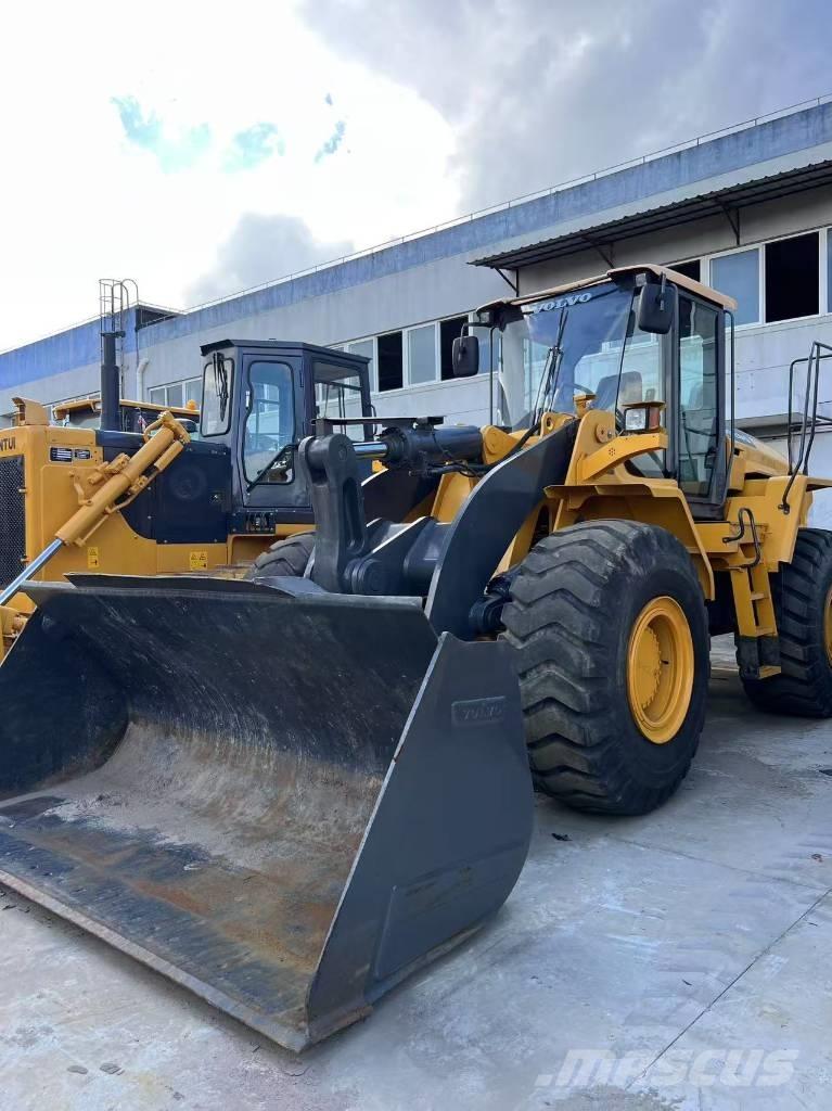 Volvo L 105 Фронтальные погрузчики