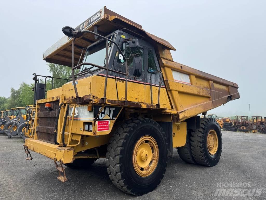 CAT 771 D Карьерные самосвалы