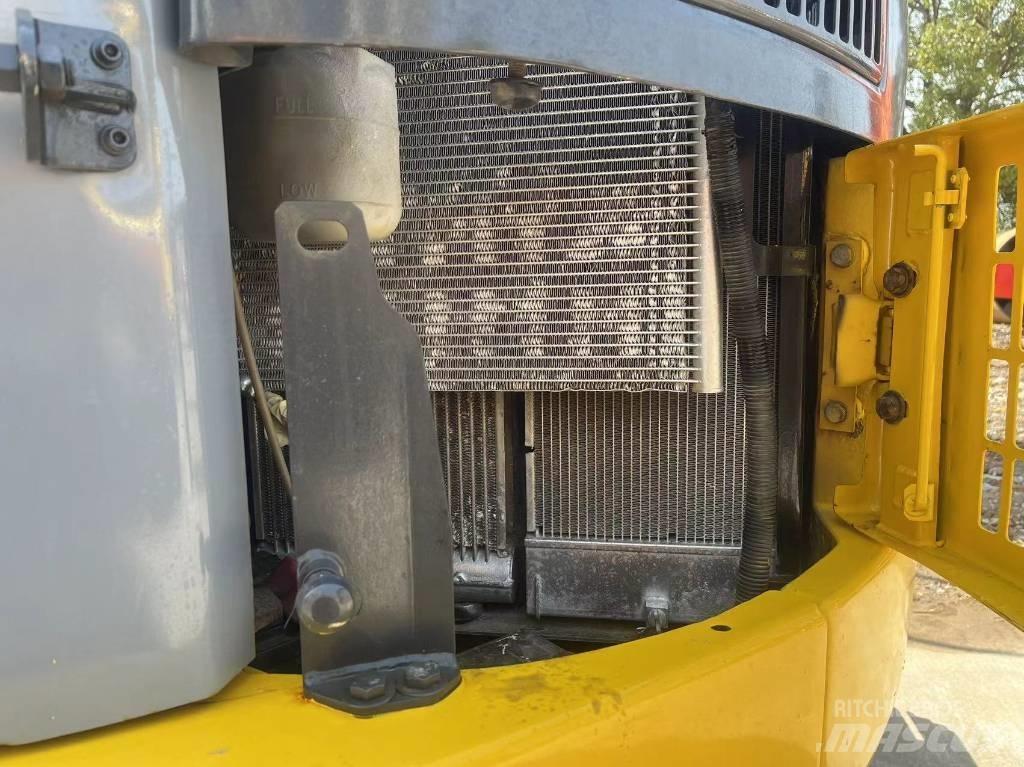 Komatsu pc78 Гусеничные экскаваторы
