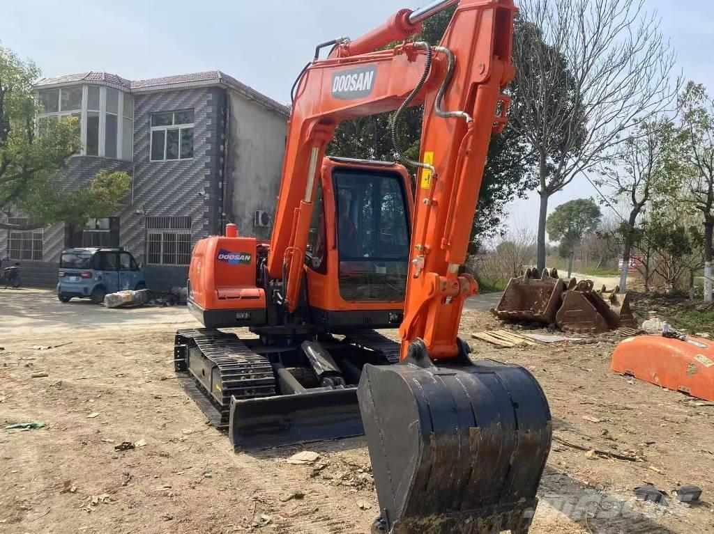 Doosan DX 75-9 C Малые экскаваторы 7т-12т