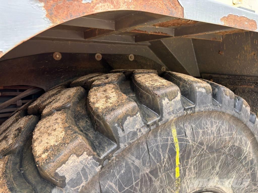 Terex TA 400 Шарнирно-сочленённые самосвалы
