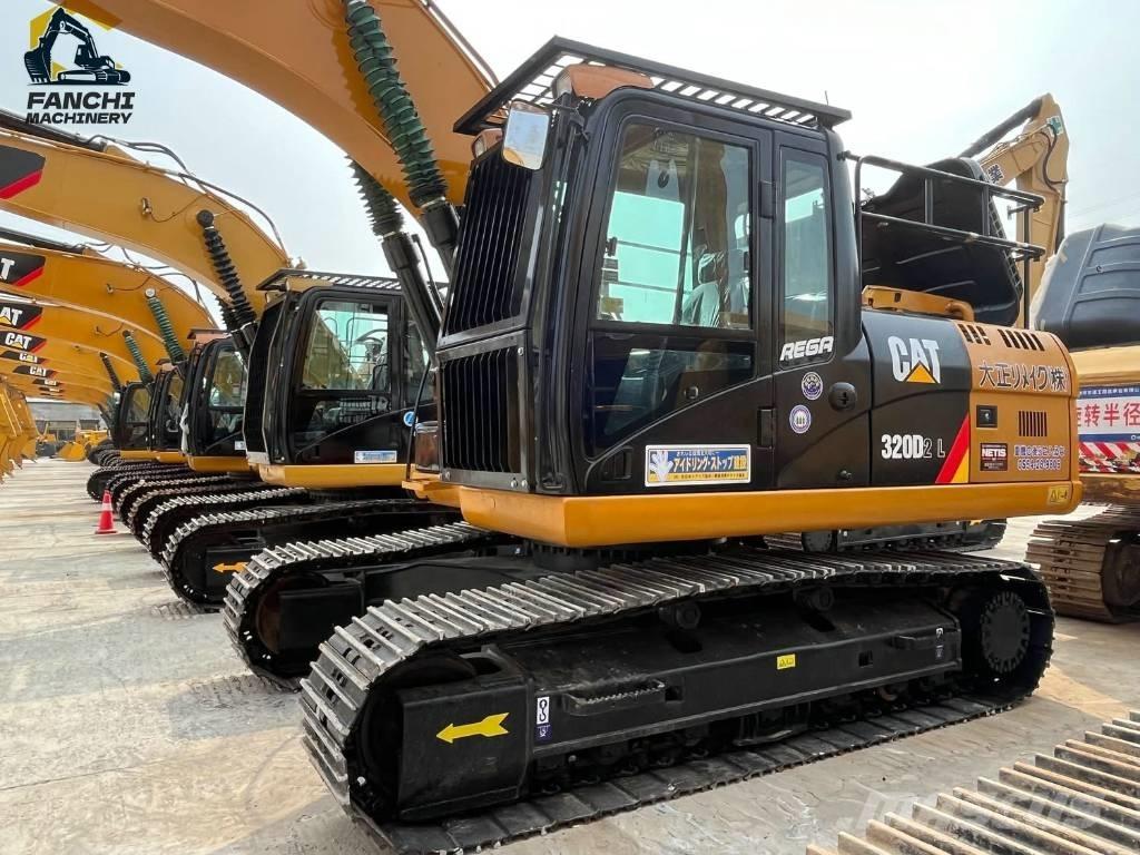 CAT 320D Малые экскаваторы 7т-12т