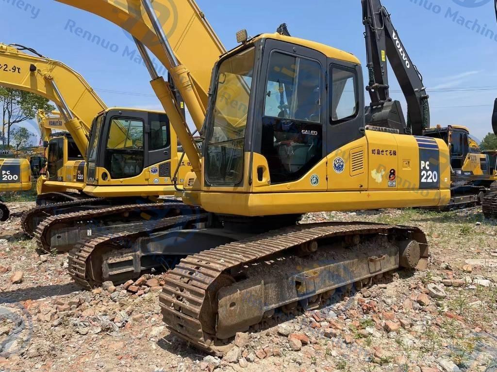 Komatsu PC220-7 Гусеничные экскаваторы